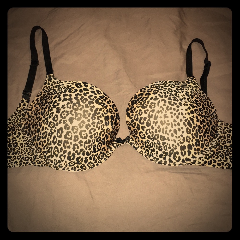 Victoria’s Secret push up bra